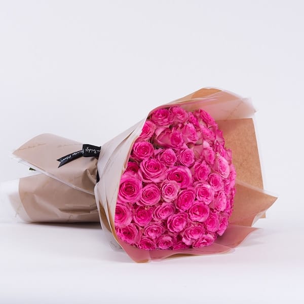 Qatar Ferrari Bridge Flowers - Business Directory - Flowers - Gifts ...