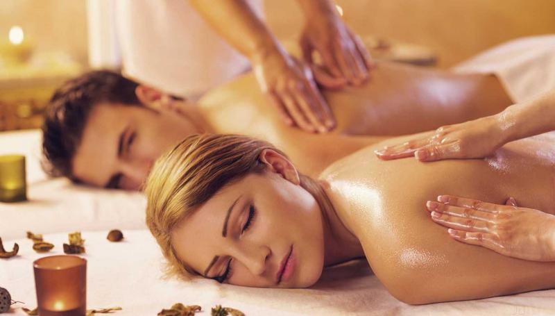 In male to female doha massage by Cheap spa
